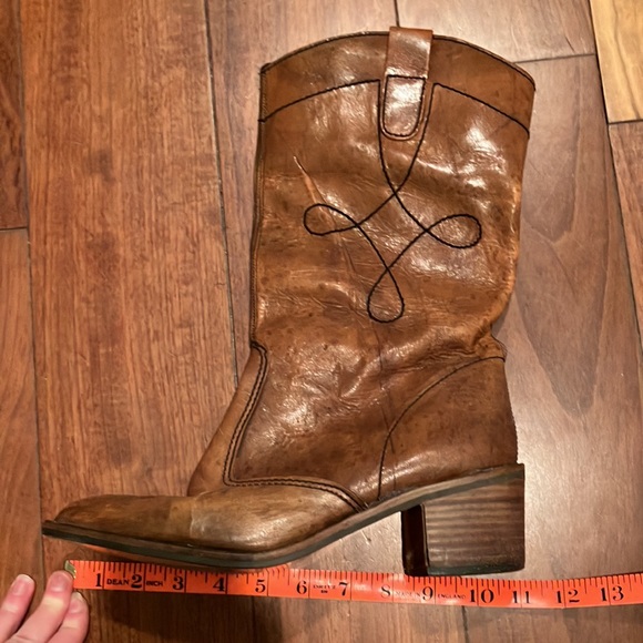 Vintage 1970s Sienna Brown Campus Riding Boots
Size 10 US - Picture 8 of 9